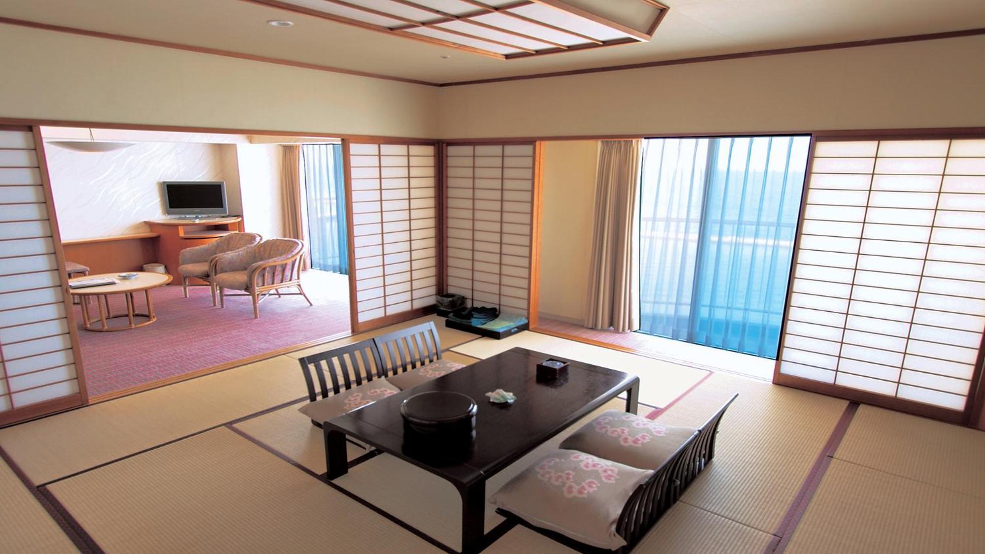 Irago Resort & Convention Hotel Tahara Exterior photo