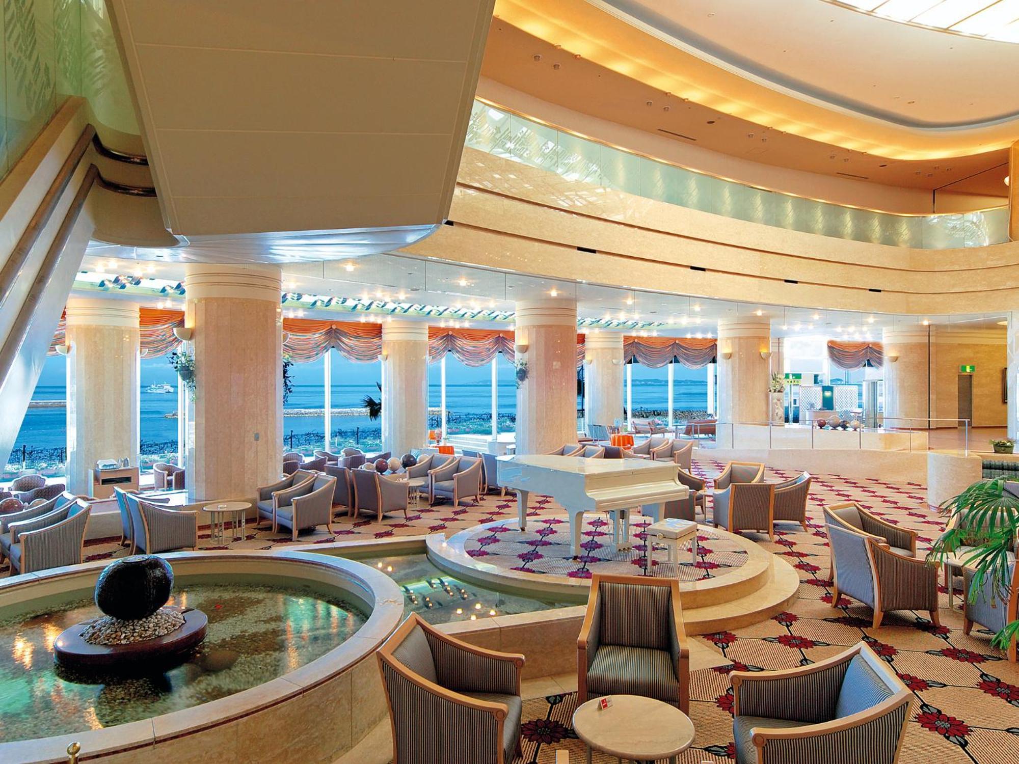 Irago Resort & Convention Hotel Tahara Exterior photo